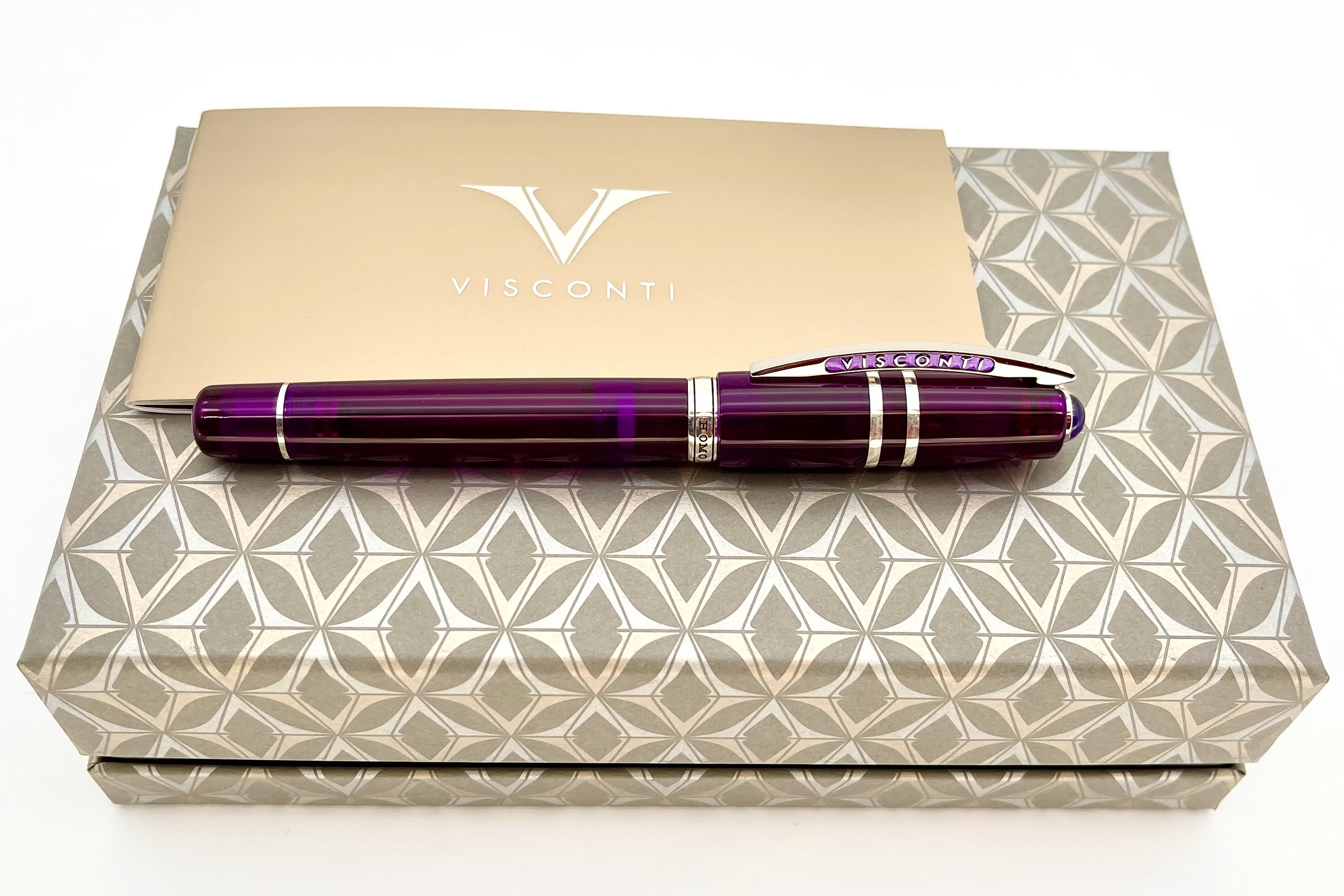 ViscontiHomoSapiensDemoStoneAmethystFountainPen_F